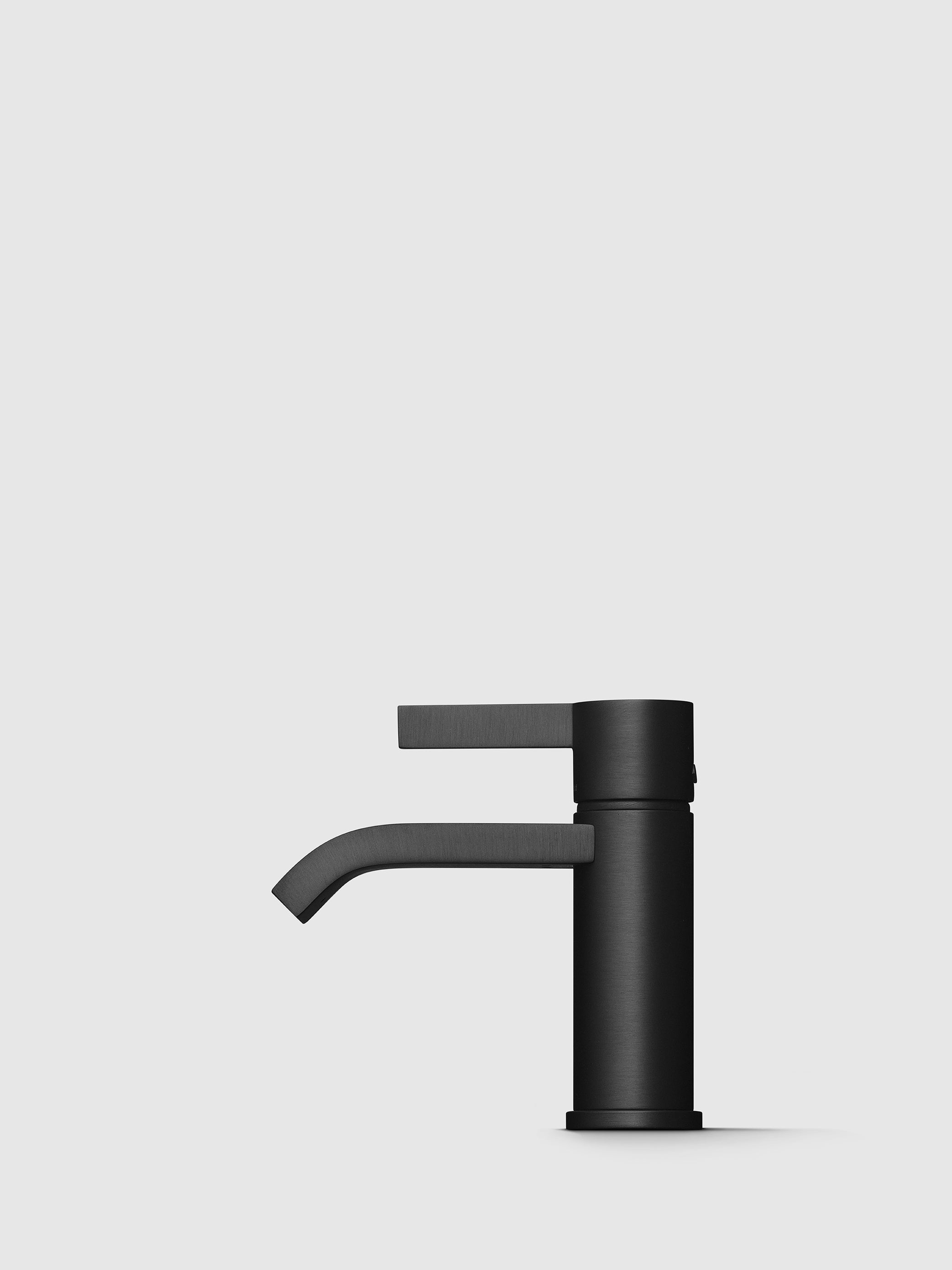 ARM071M Mattsvart
