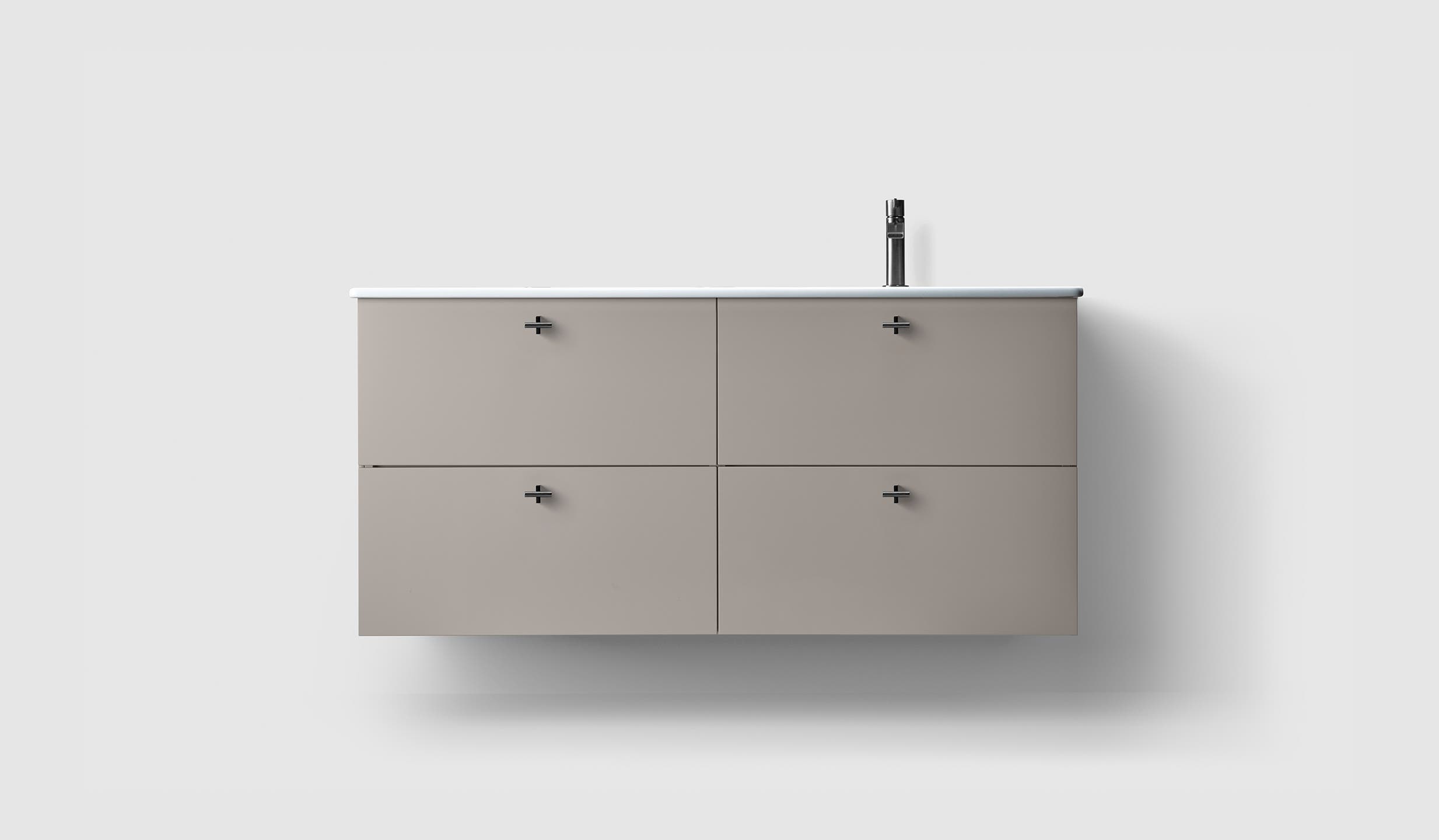 H3/120 - Warm Grey - Porcelain Right - A2.02 Brushed Black C